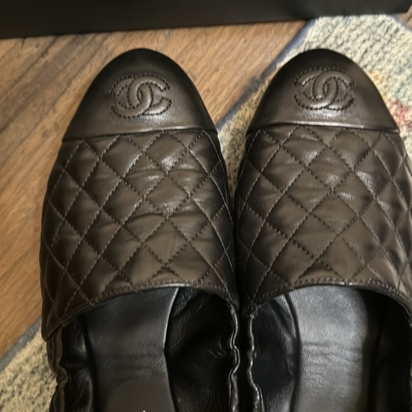 Chanel Matelasse cap toe black ballet loafers size 39.5 - Picture 10 of 11